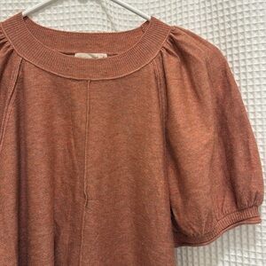Short Sleeve Top Size L